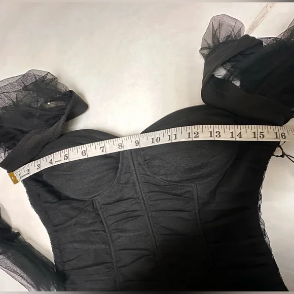 NWT⚫️Haute Monde Black Bodycon Dress with Puff Sleeves and Sweetheart Neckline⚫️ - Picture 5 of 10